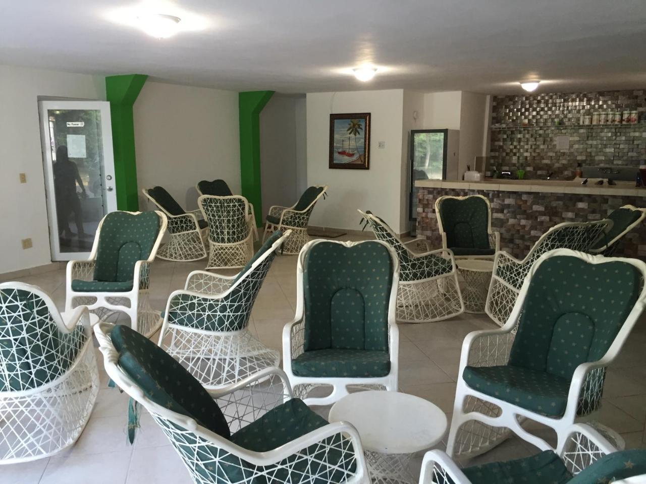 Levimar Guest House レビットタウン エクステリア 写真